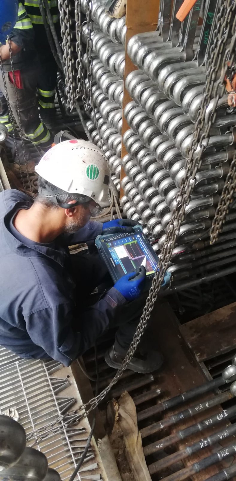 Inspeção NDT em feixe tubular